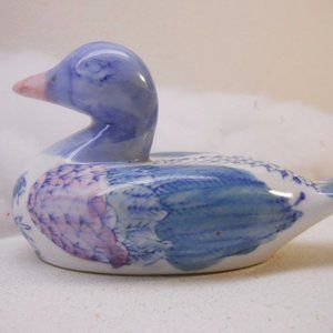 Porcelain Duck Great Artistry Figurine Statue collectible